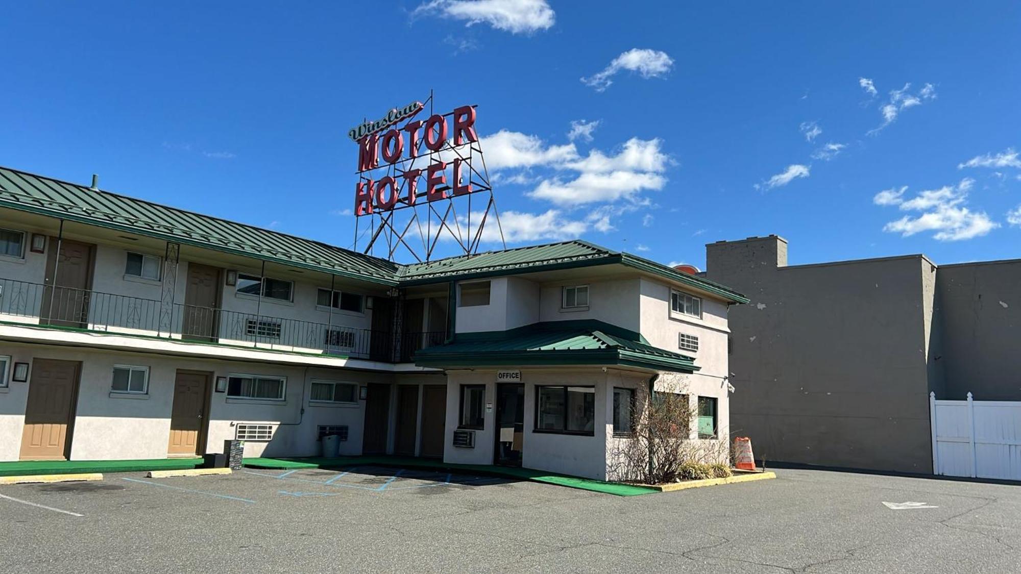 Winslow Motel ลินด์เฮิร์สท ภายนอก รูปภาพ